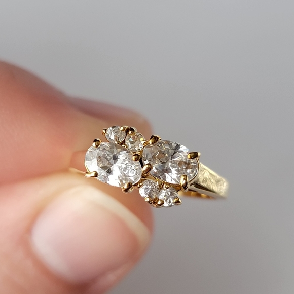 Vintage CZ Cluster Ring Yellow Gold Plated Simulated Diamond Engagement Ring 6 ¼ - Picture 2 of 14